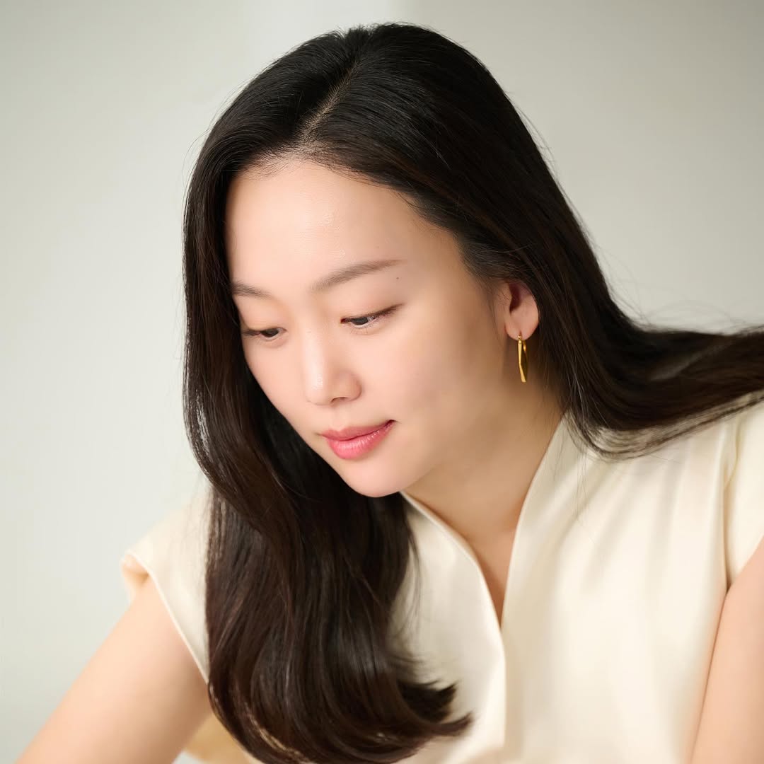 Jin Ki Joo public/images/actor/images/Jin Ki Joo-2100.jpeg